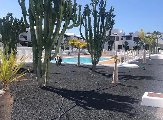 El Buen Retiro * Playa Blanca (Lanzarote)