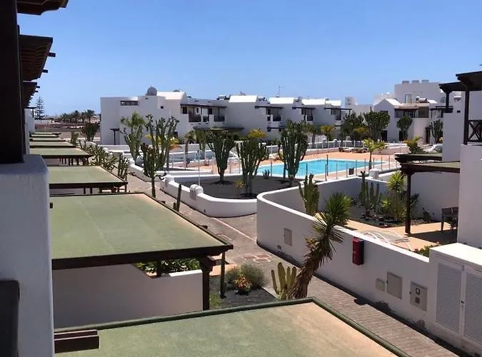 El Buen Retiro Playa Blanca (Lanzarote)